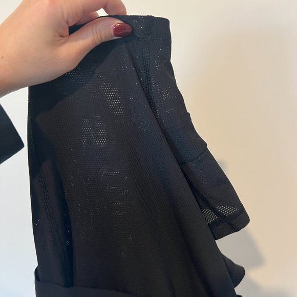 Lululemon Men's Namaste at the Beach Lined‎ Shorts Black and Gray - Picture 8 of 8